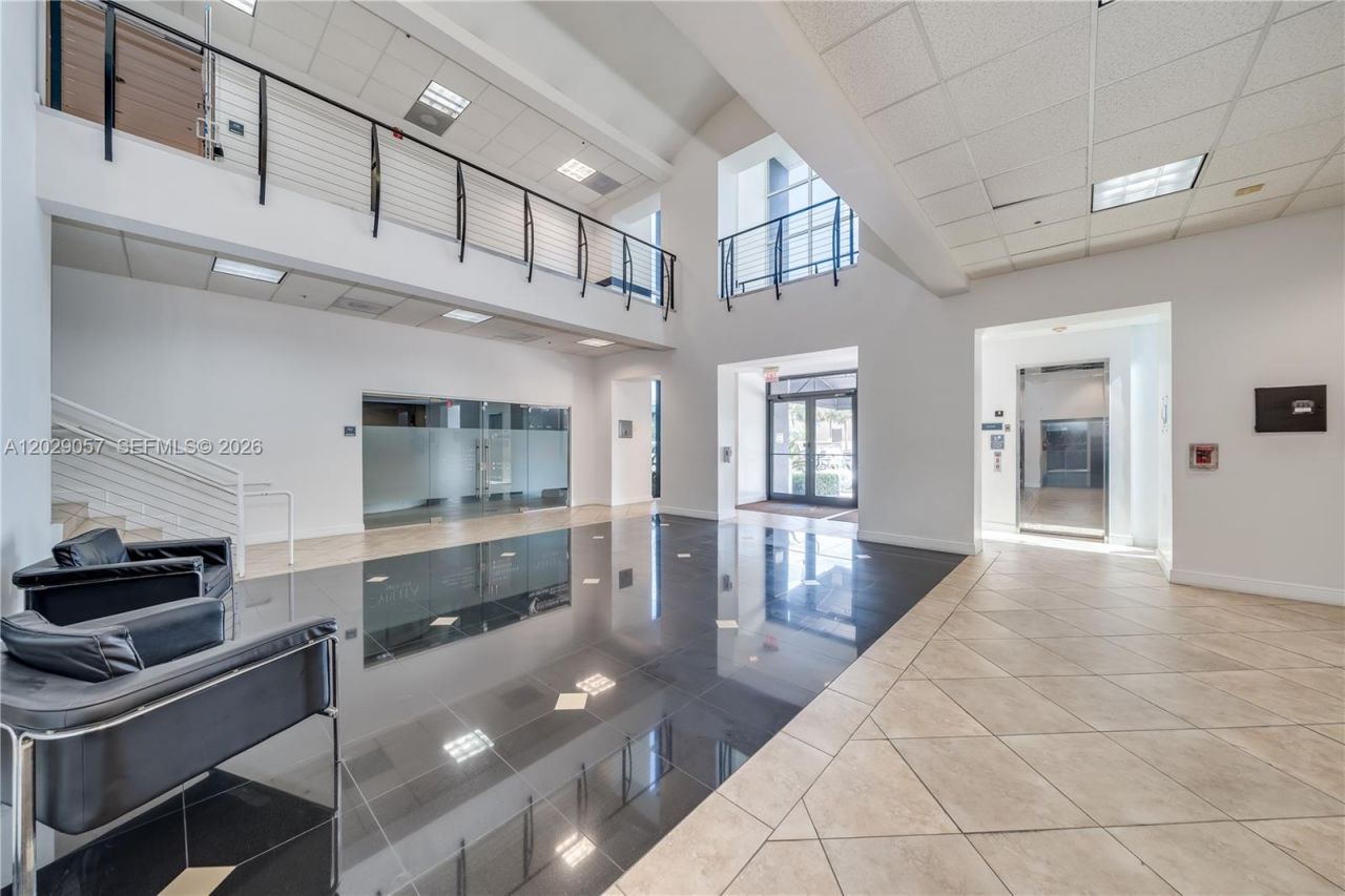 7500 NW 25th St , Unit 220, Miami, FL 33122 Photo
