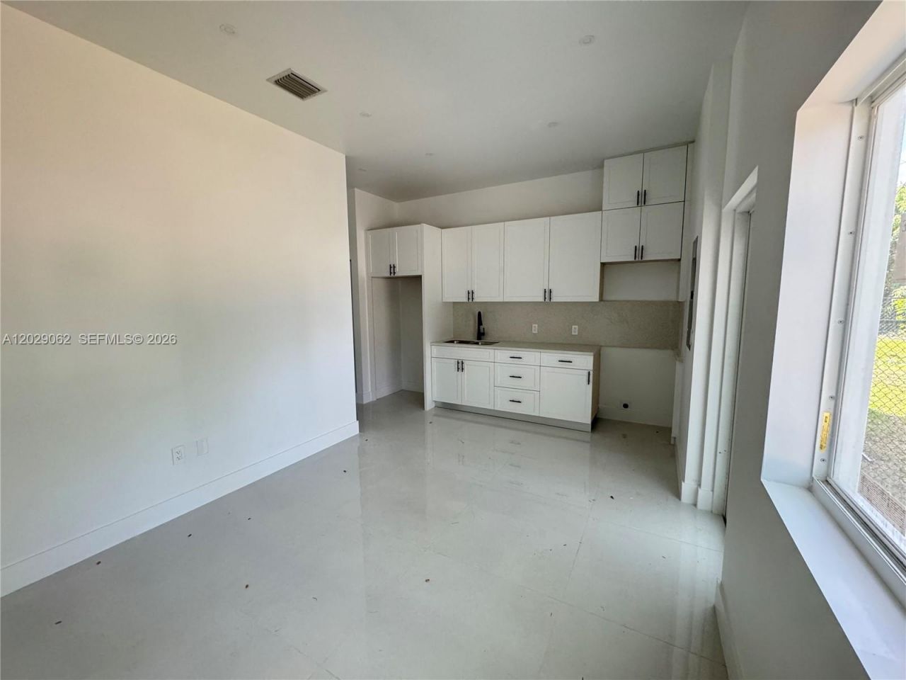 135 NW 60th St , Unit B, Miami, FL 33127 Photo