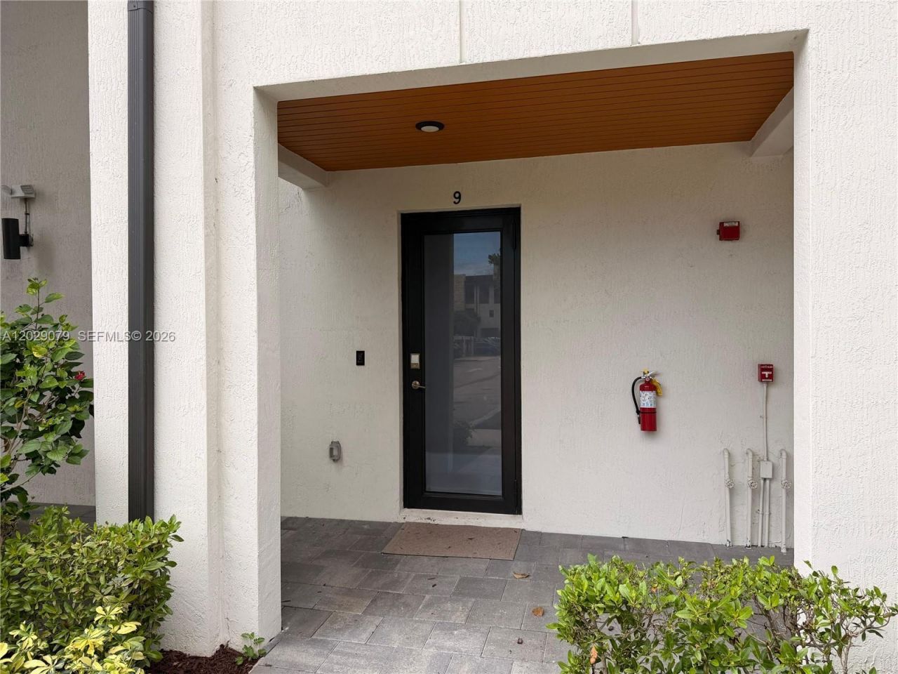 10407 NW 82nd St , Unit 9, Doral, FL 33178 Photo