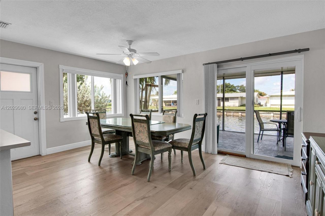 4905 NW 47th Ave, Tamarac, FL 33319 Photo