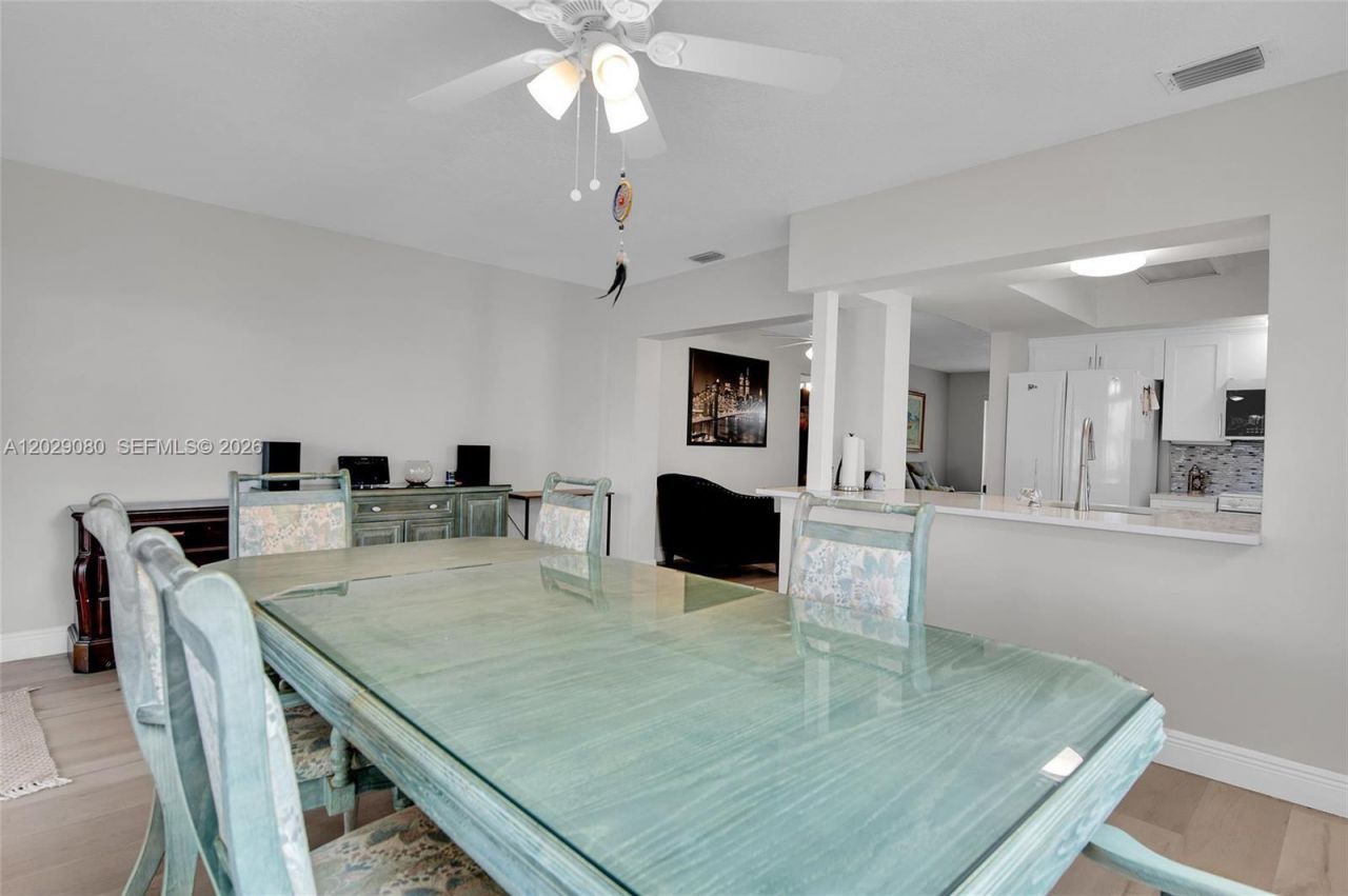 4905 NW 47th Ave, Tamarac, FL 33319 Photo