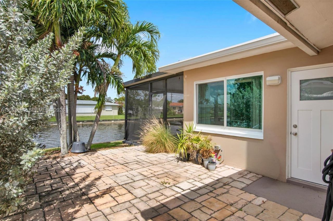 4905 NW 47th Ave, Tamarac, FL 33319 Photo