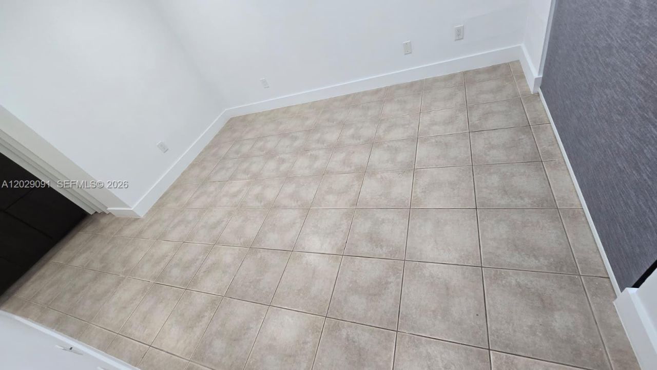 6515 W 26th Dr, Unit 12-38, Hialeah, FL 33016 Photo