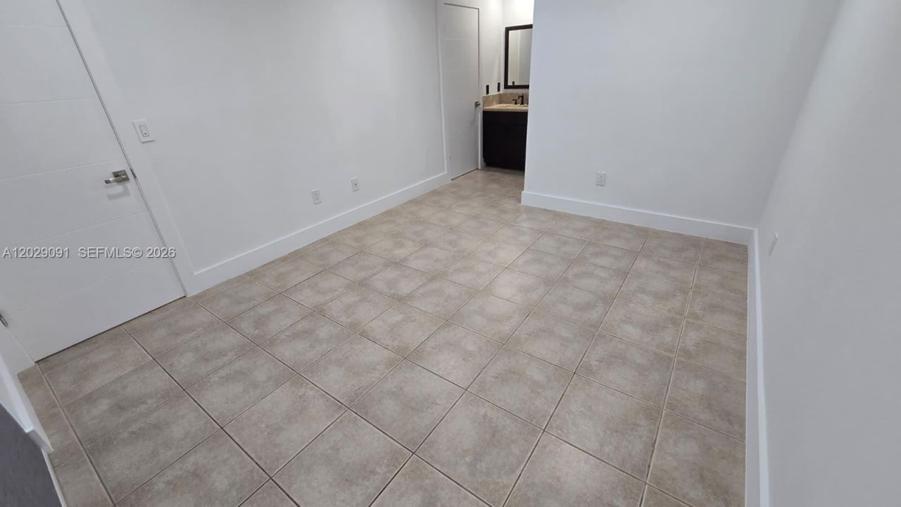 6515 W 26th Dr, Unit 12-38, Hialeah, FL 33016 Photo