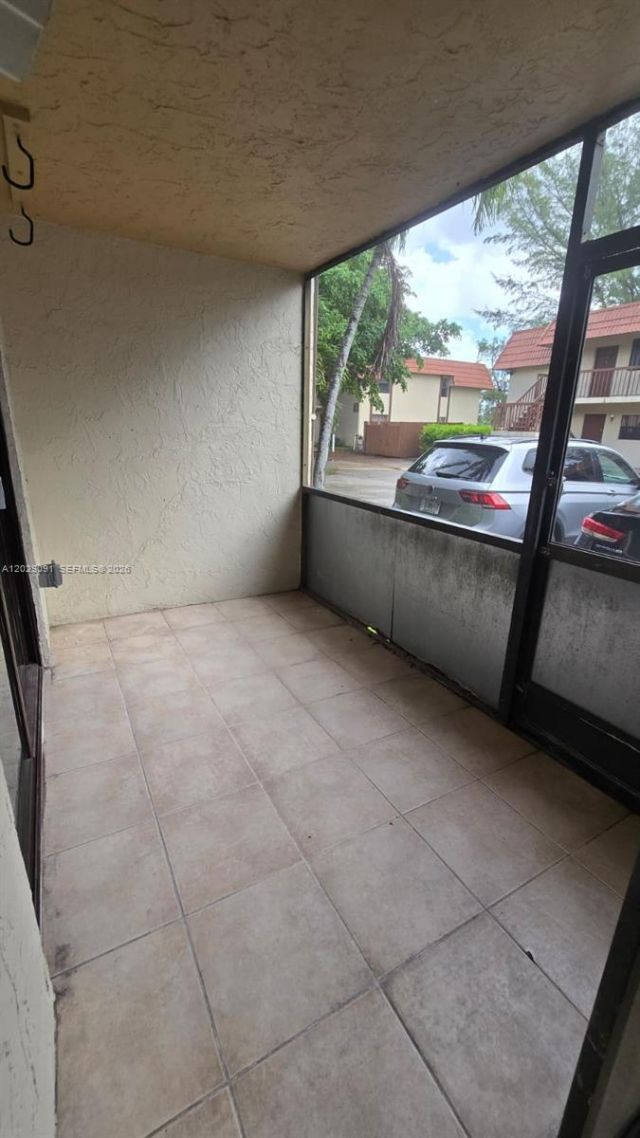 6515 W 26th Dr, Unit 12-38, Hialeah, FL 33016 Photo