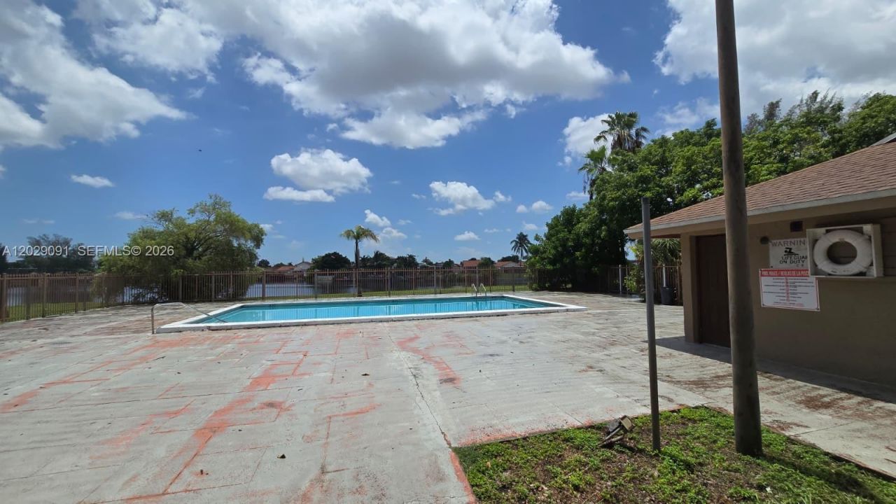 6515 W 26th Dr, Unit 12-38, Hialeah, FL 33016 Photo