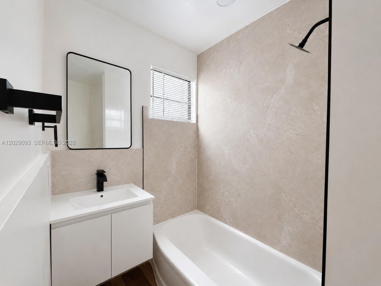 500 13th St , Unit 15, Miami Beach, FL 33139 Photo