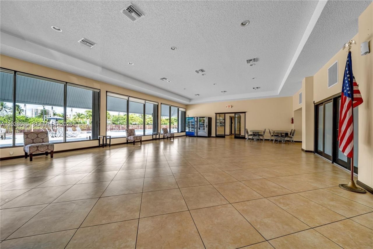 3475 N Country Club Dr , Unit 503A, Aventura, FL 33180 Photo