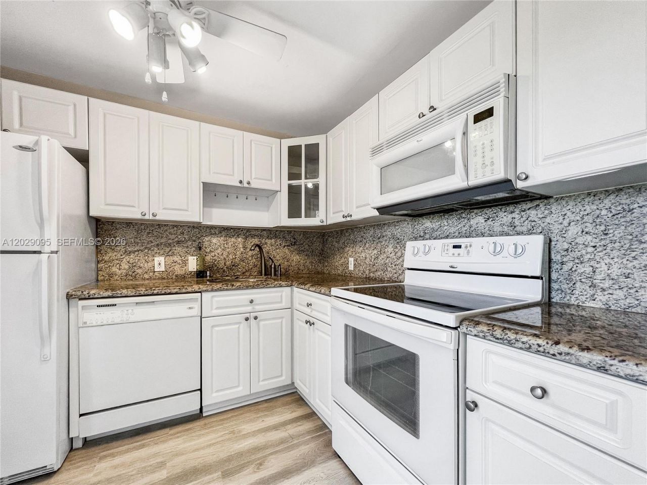 3475 N Country Club Dr , Unit 503A, Aventura, FL 33180 Photo