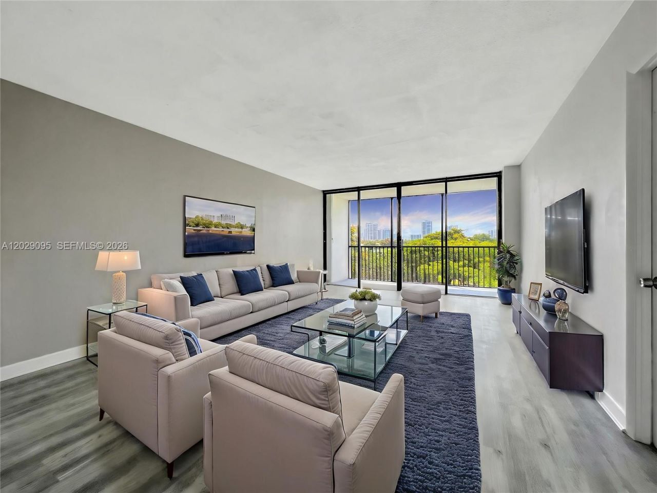 3475 N Country Club Dr , Unit 503A, Aventura, FL 33180 Photo