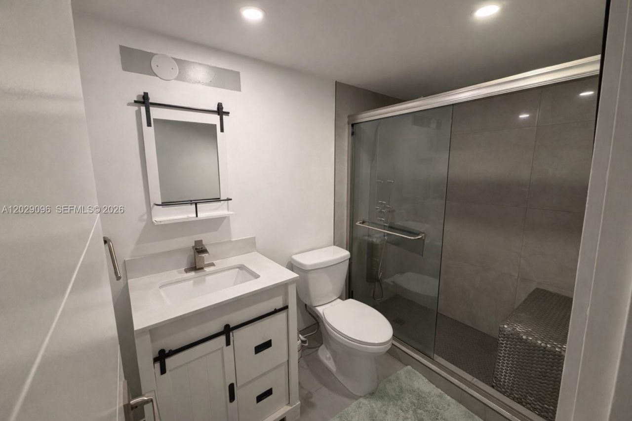 7471 W Sunrise Blvd, Unit 7471, Plantation, FL 33313 Photo