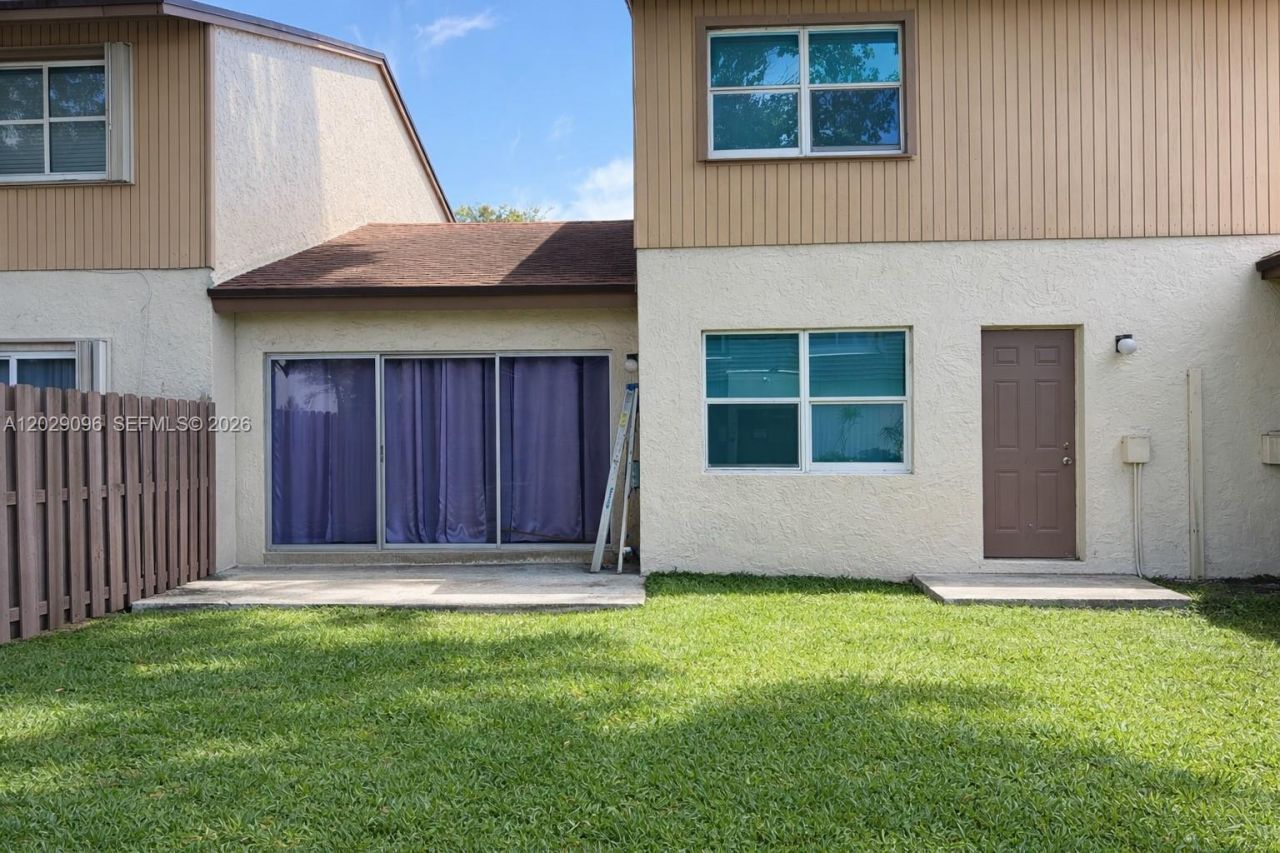 7471 W Sunrise Blvd, Unit 7471, Plantation, FL 33313 Photo