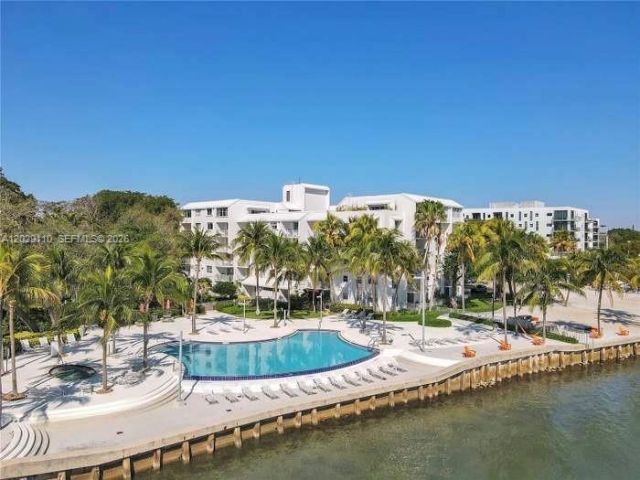 750 NE 64th St, Unit B316, Miami, FL 33138 Photo