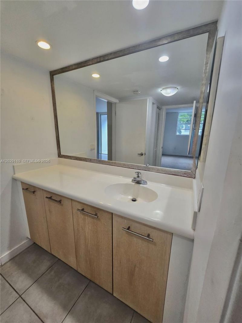 750 NE 64th St, Unit B316, Miami, FL 33138 Photo