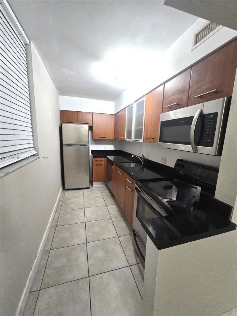 750 NE 64th St, Unit B316, Miami, FL 33138 Photo