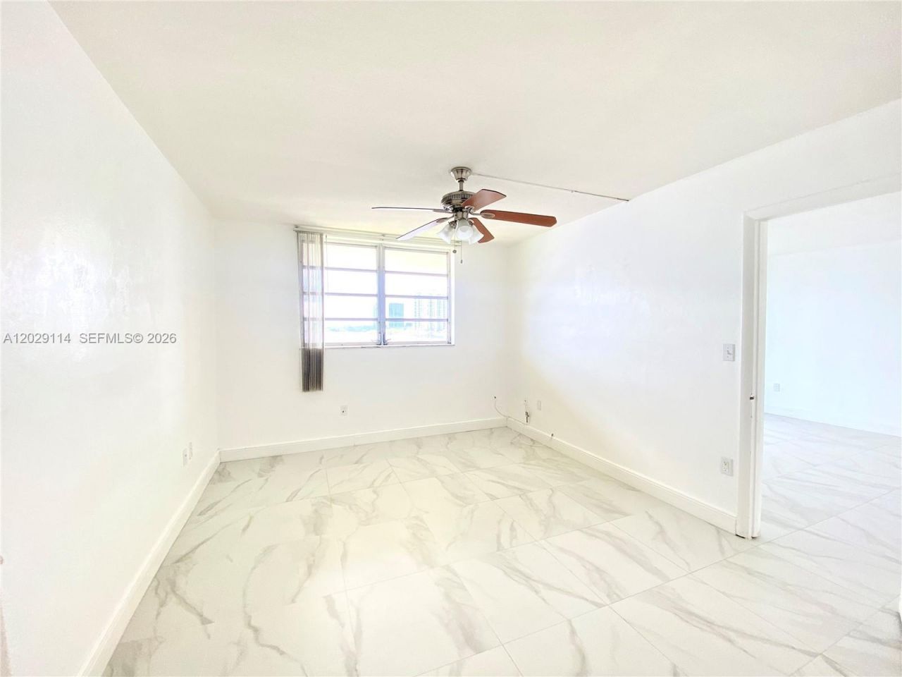 2920 Point East Dr , Unit N611, Aventura, FL 33160 Photo