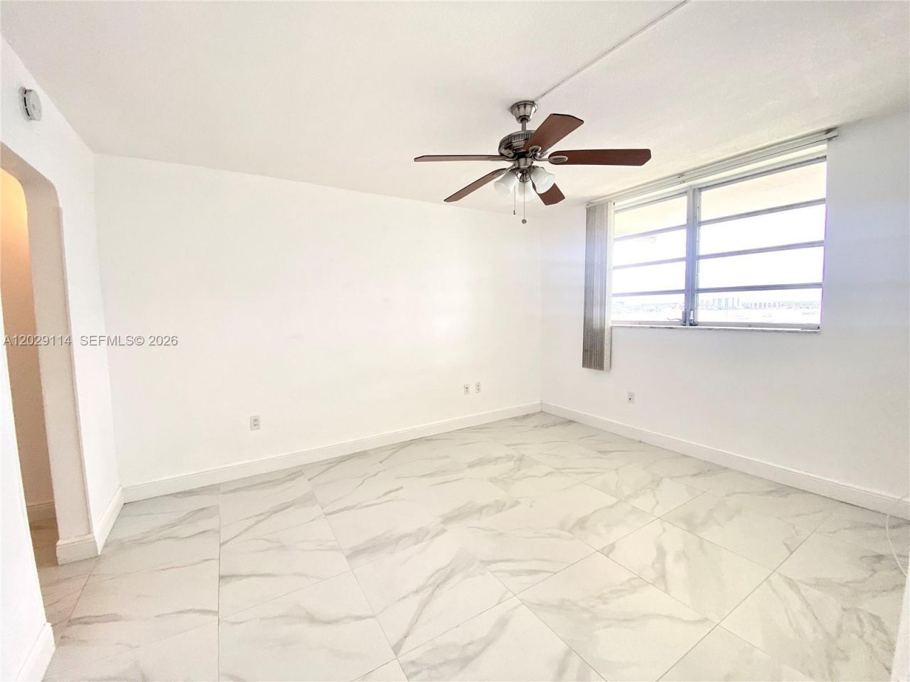 2920 Point East Dr , Unit N611, Aventura, FL 33160 Photo