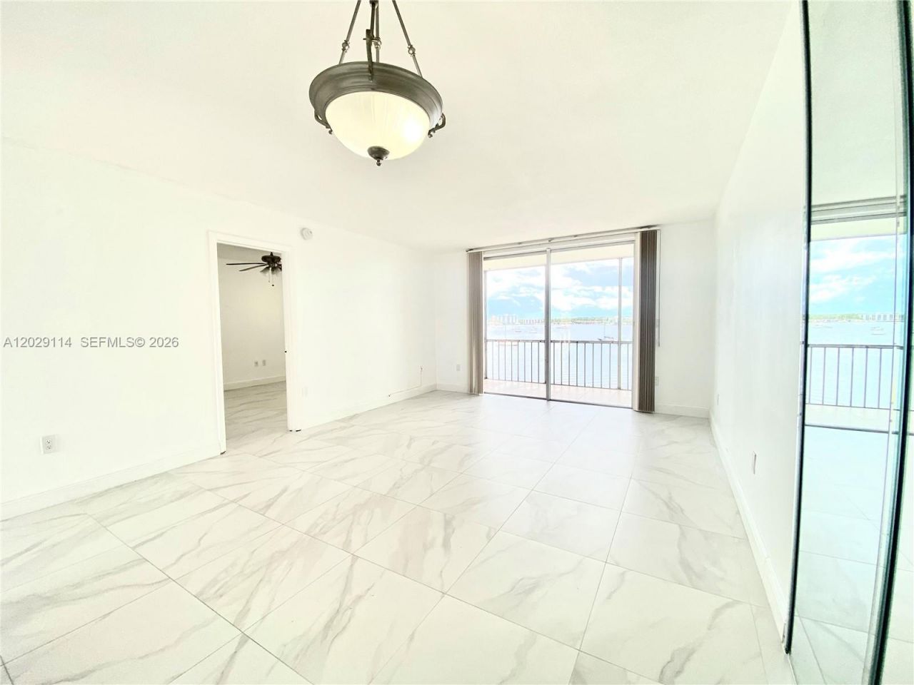 2920 Point East Dr , Unit N611, Aventura, FL 33160 Photo