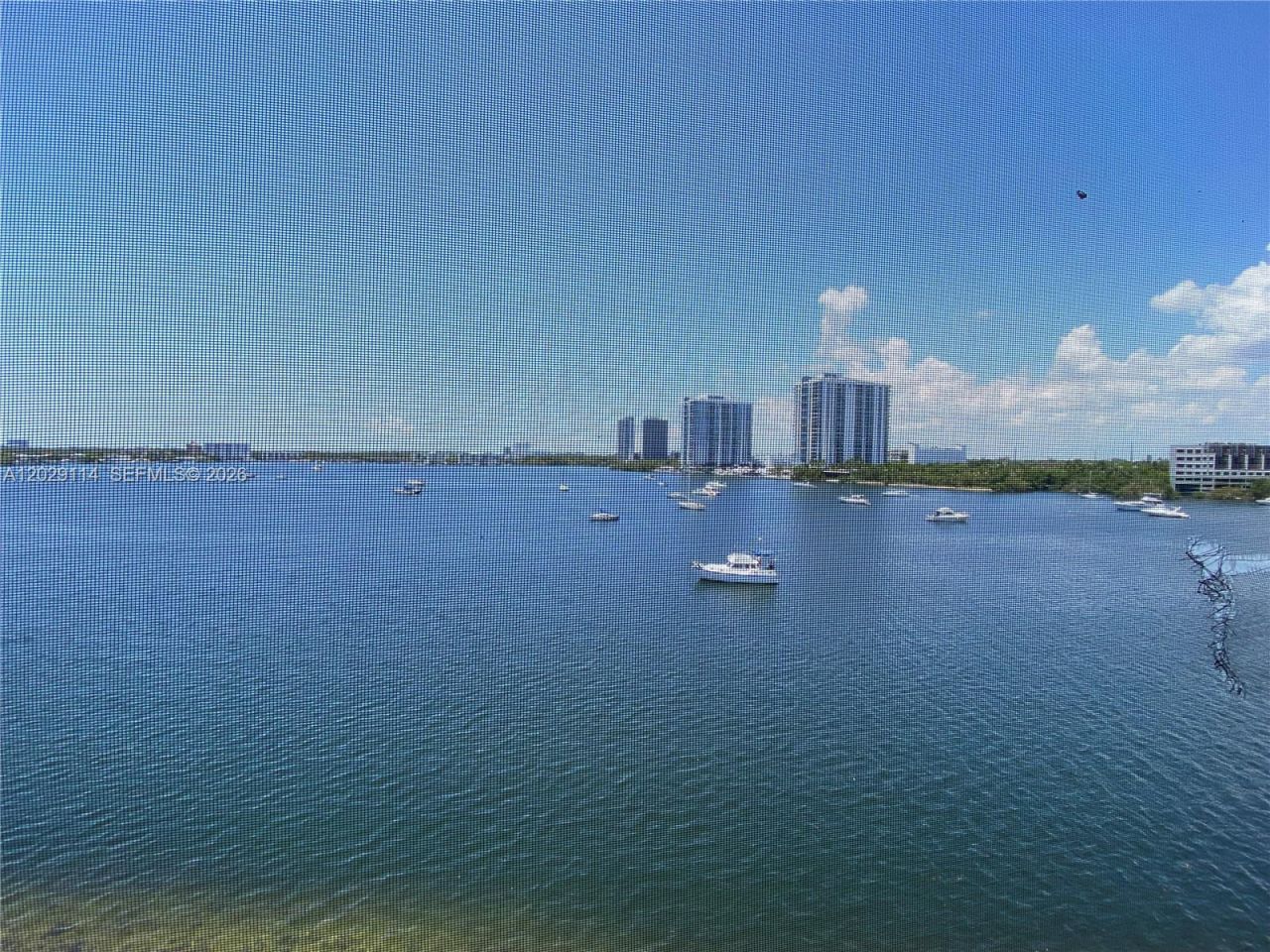 2920 Point East Dr , Unit N611, Aventura, FL 33160 Photo