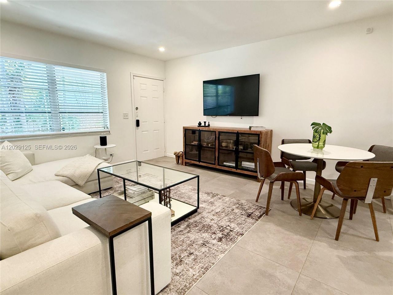 547 NE 64th St, Unit 2, Miami, FL 33138 Photo