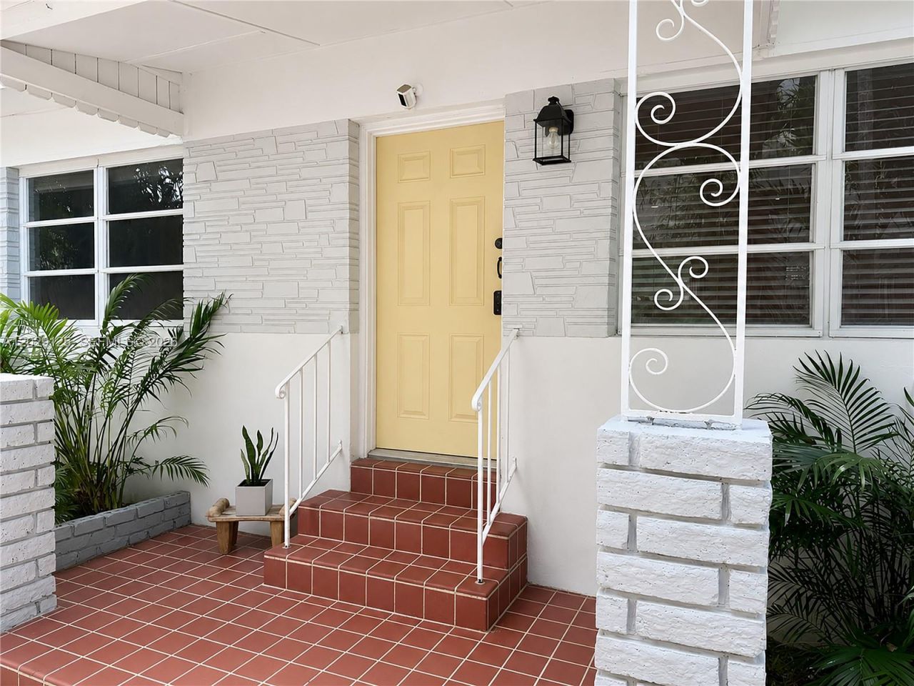 547 NE 64th St, Unit 2, Miami, FL 33138 Photo