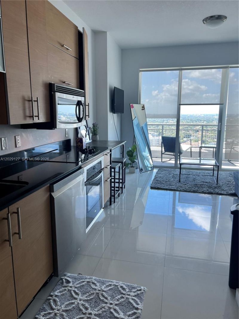 60 SW 13th St, Unit 2207, Miami, FL 33130 Photo