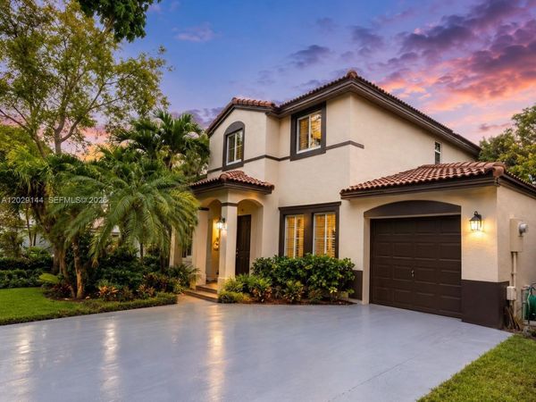 9633 SW 163rd Ct, Miami, FL 33196