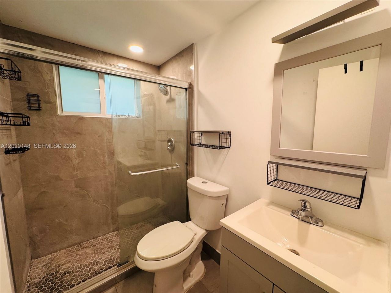 75 Washington Ave , Unit 10, Miami Beach, FL 33139 Photo