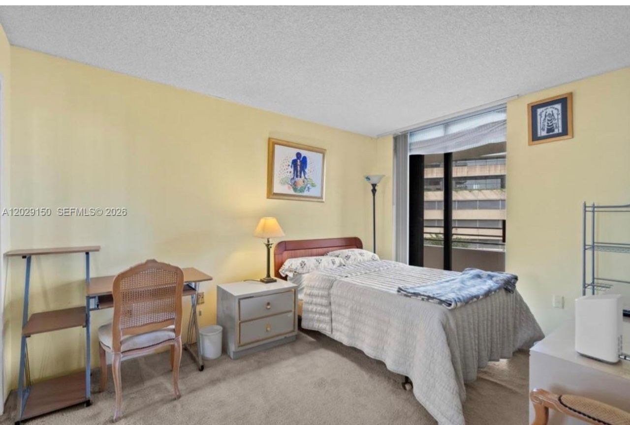 151 SE 15th Rd, Unit 502, Miami, FL 33129 Photo