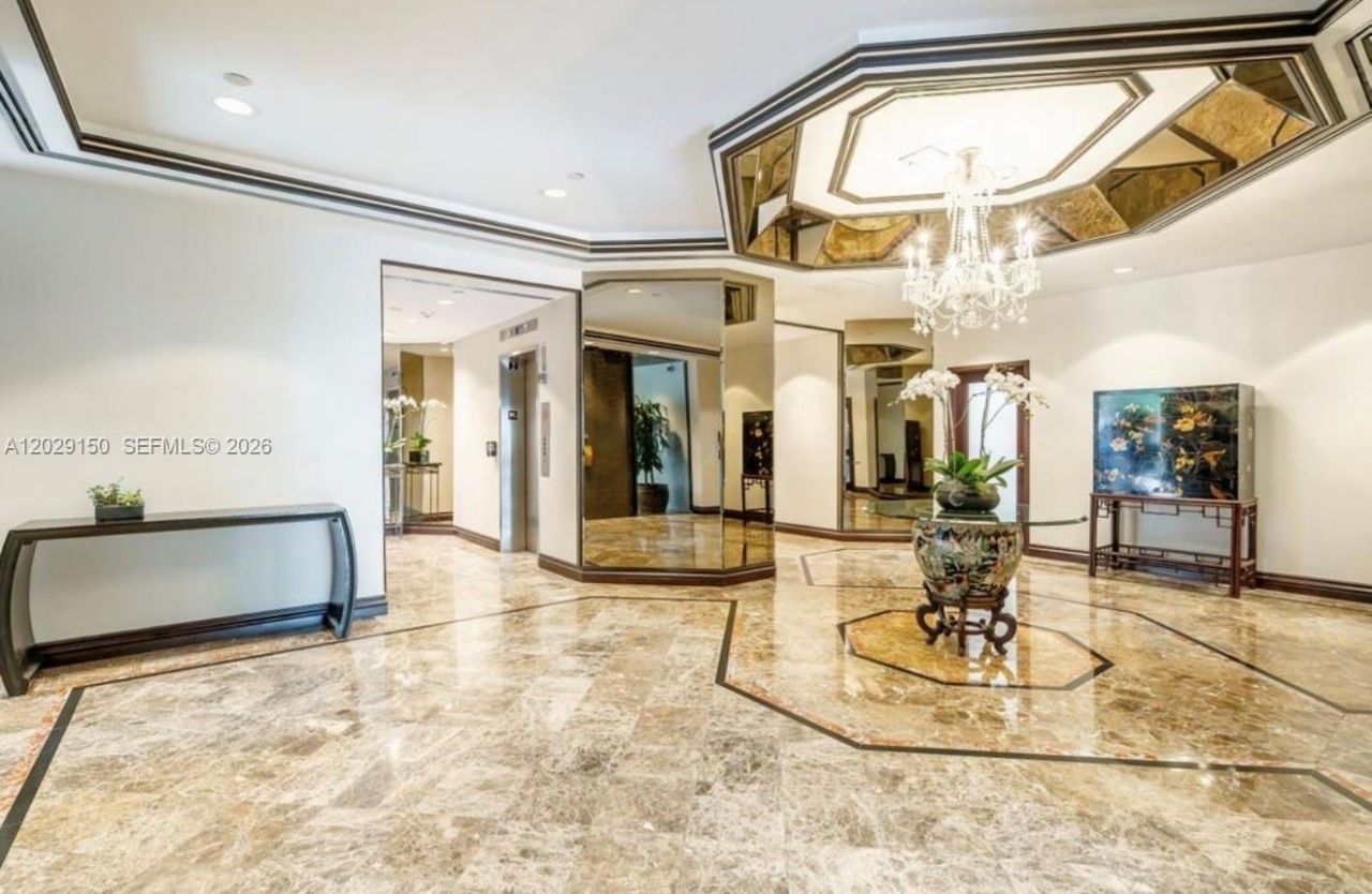 151 SE 15th Rd, Unit 502, Miami, FL 33129 Photo