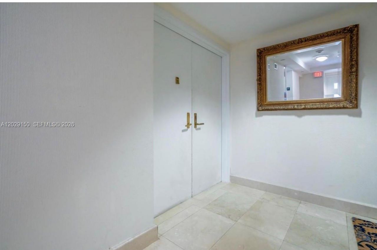 151 SE 15th Rd, Unit 502, Miami, FL 33129 Photo