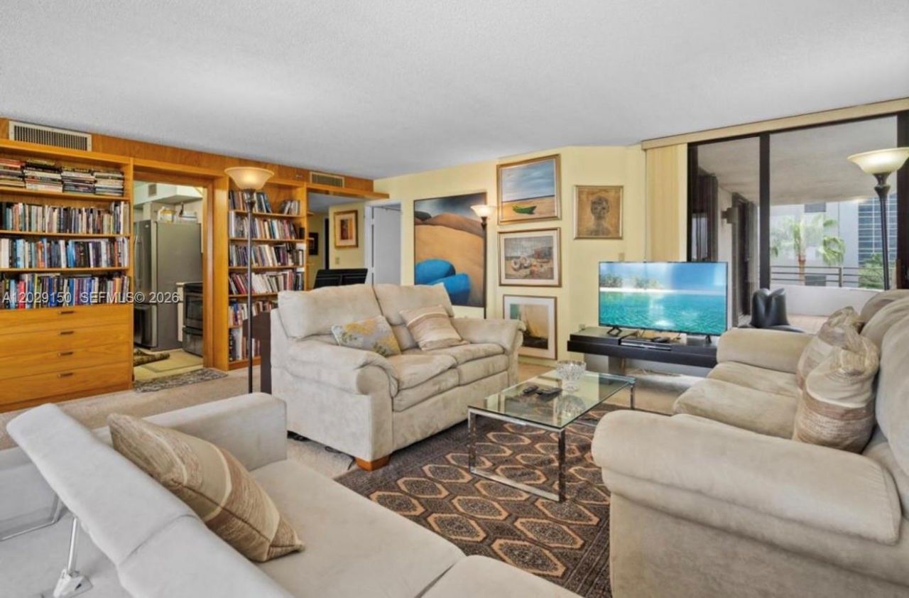 151 SE 15th Rd, Unit 502, Miami, FL 33129 Photo