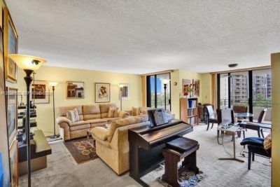 151 SE 15th Rd , Unit 502, Miami, FL 33129 Photo