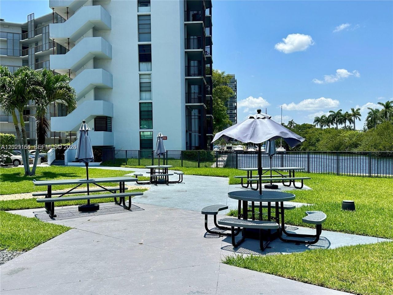 3475 N Country Club Dr , Unit 503, Aventura, FL 33180 Photo