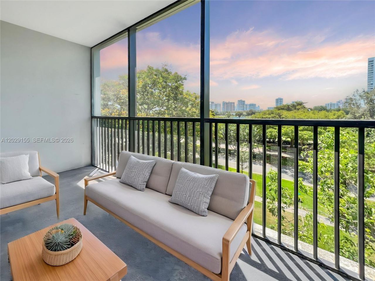 3475 N Country Club Dr , Unit 503, Aventura, FL 33180 Photo