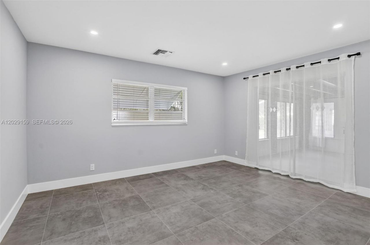 1320 SE 10th St , Deerfield Beach, FL 33441 Photo