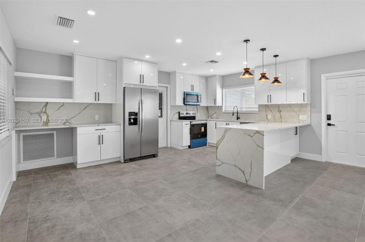 1320 SE 10th St , Deerfield Beach, FL 33441 Photo