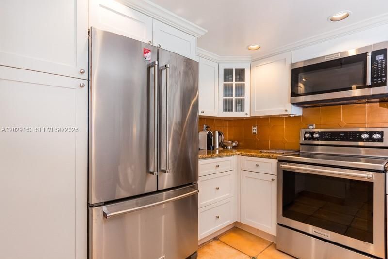 2625 Collins Av, Unit 1403, Miami Beach, FL 33140 Photo