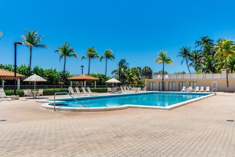 2625 Collins Av, Unit 1403, Miami Beach, FL 33140 Photo