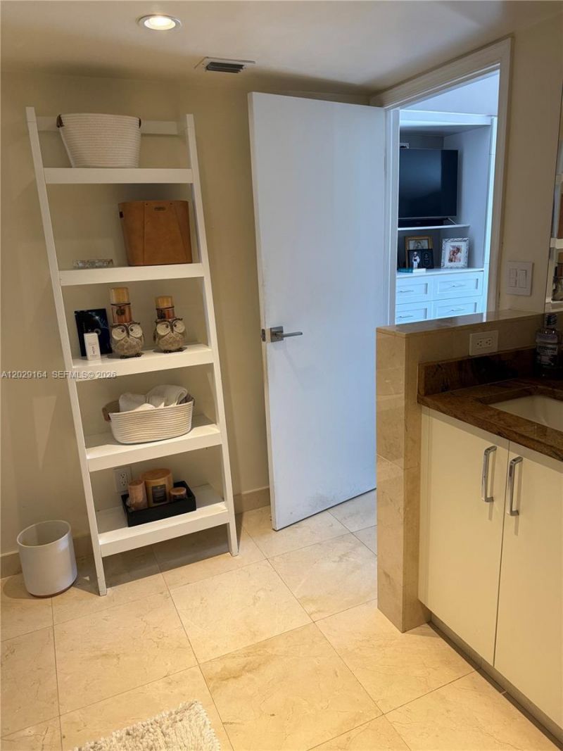 20306 NE 34th Ct , Unit 39, Aventura, FL 33180 Photo