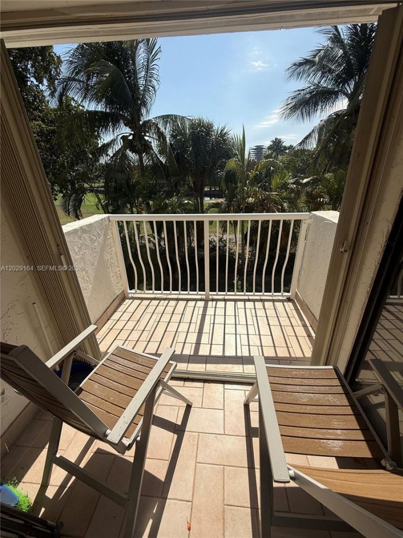 20306 NE 34th Ct , Unit 39, Aventura, FL 33180 Photo