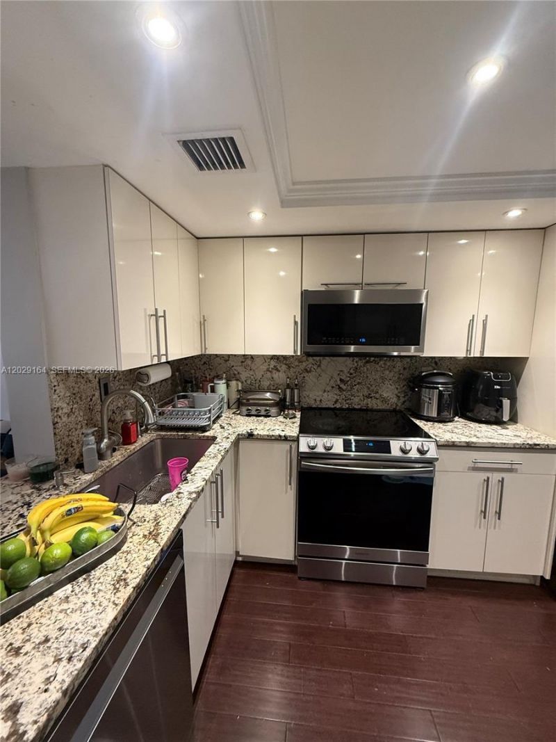 20306 NE 34th Ct , Unit 39, Aventura, FL 33180 Photo