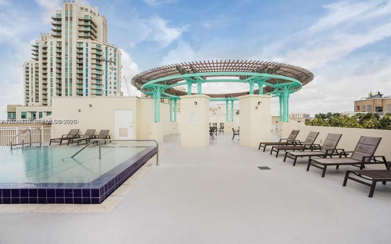 7270 SW 88th St, Unit B502, Miami, FL 33156 Photo