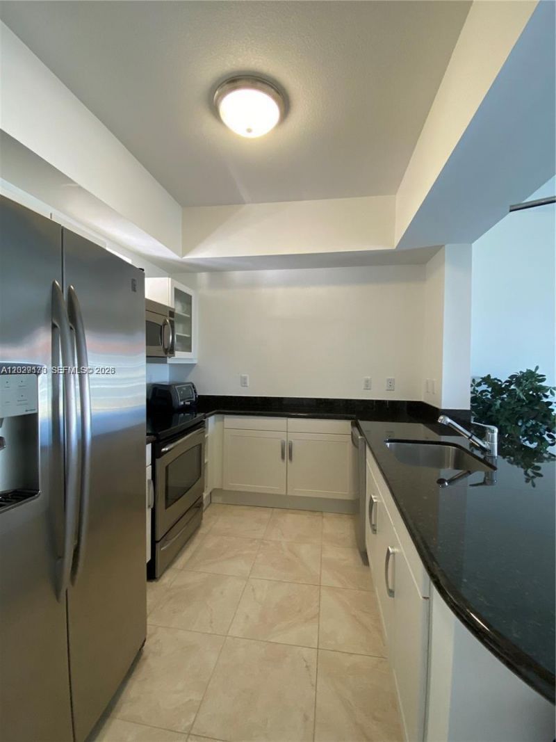 7270 SW 88th St, Unit B502, Miami, FL 33156 Photo