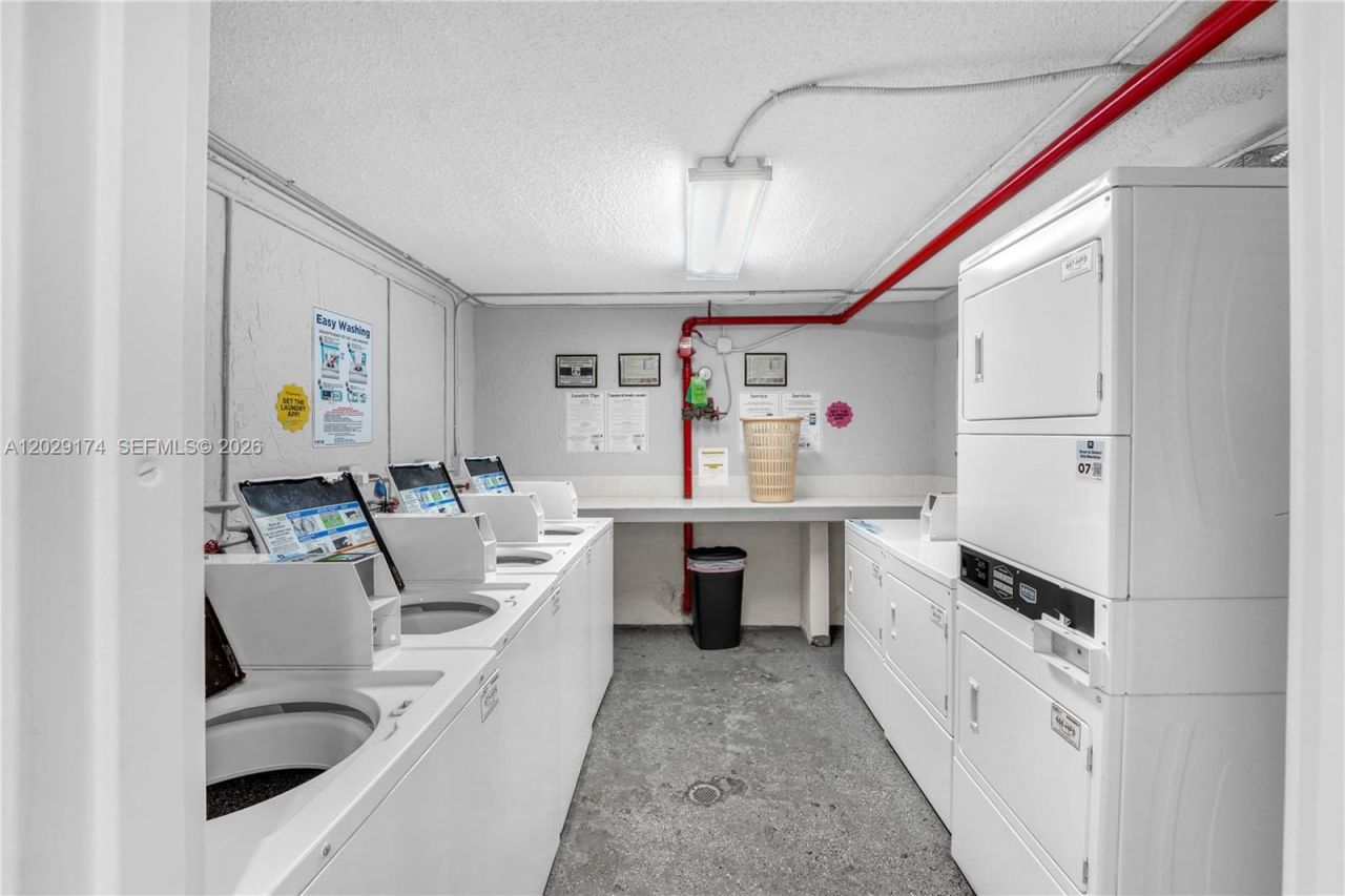 210 SW 11th St, Unit 209, Miami, FL 33130 Photo
