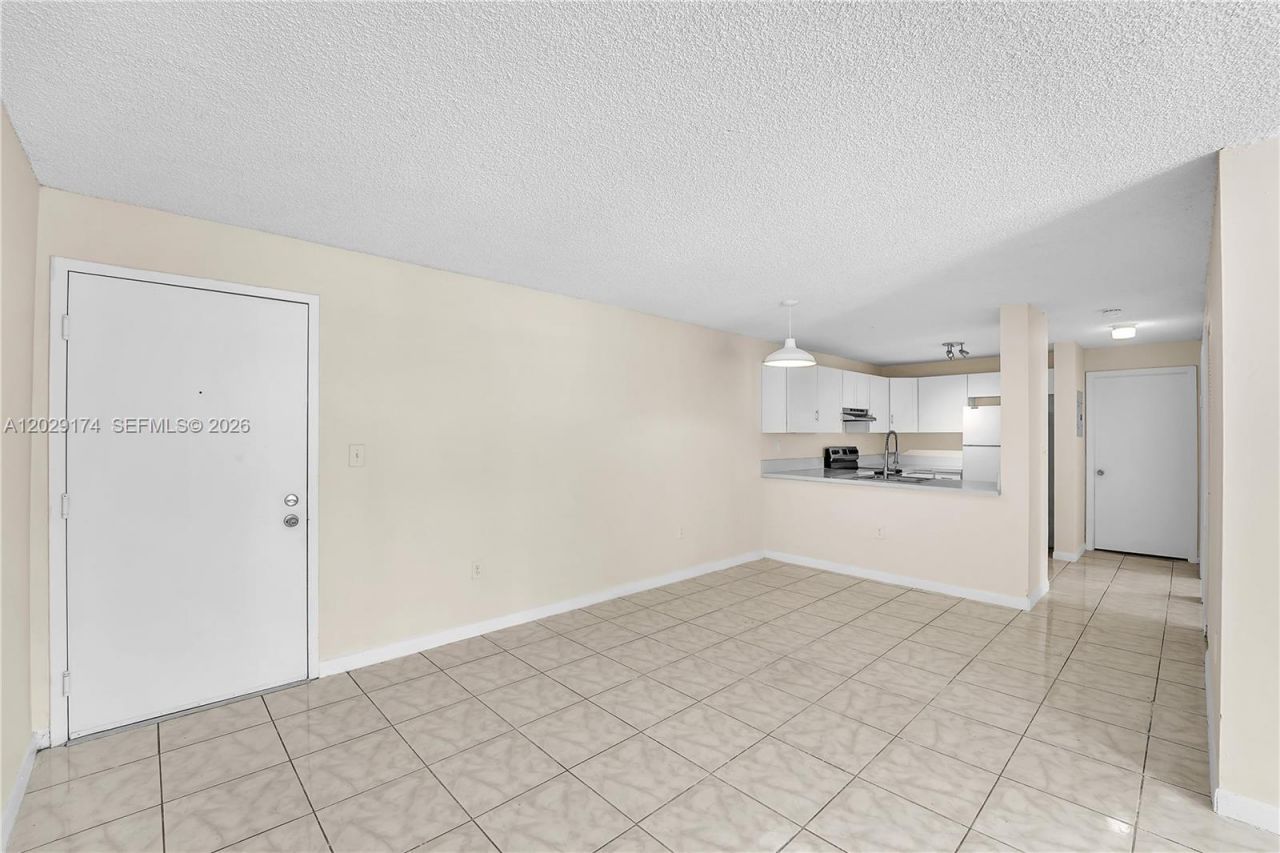 210 SW 11th St, Unit 209, Miami, FL 33130 Photo