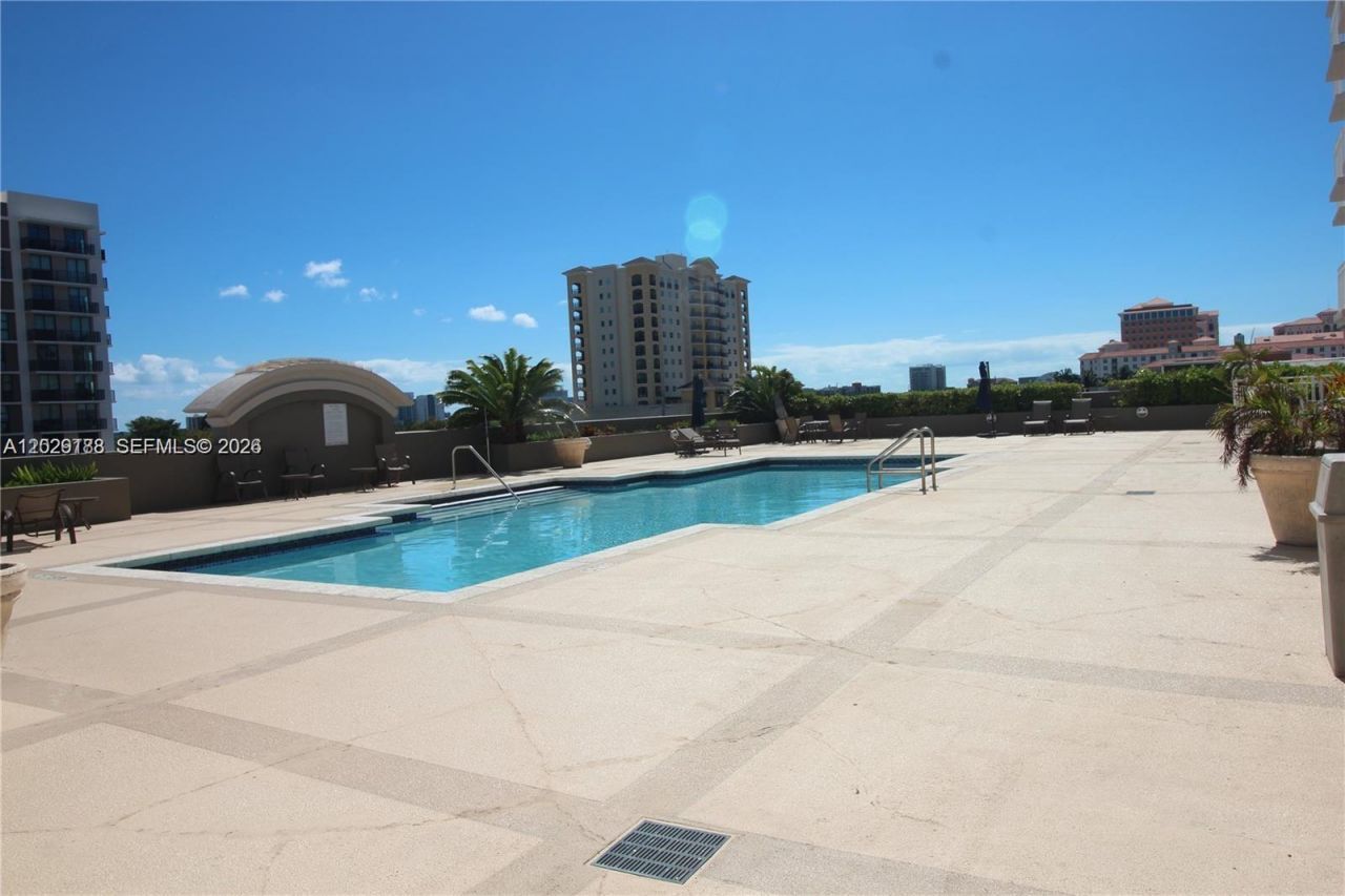 50 Menores Ave, Unit 606, Coral Gables, FL 33134 Photo