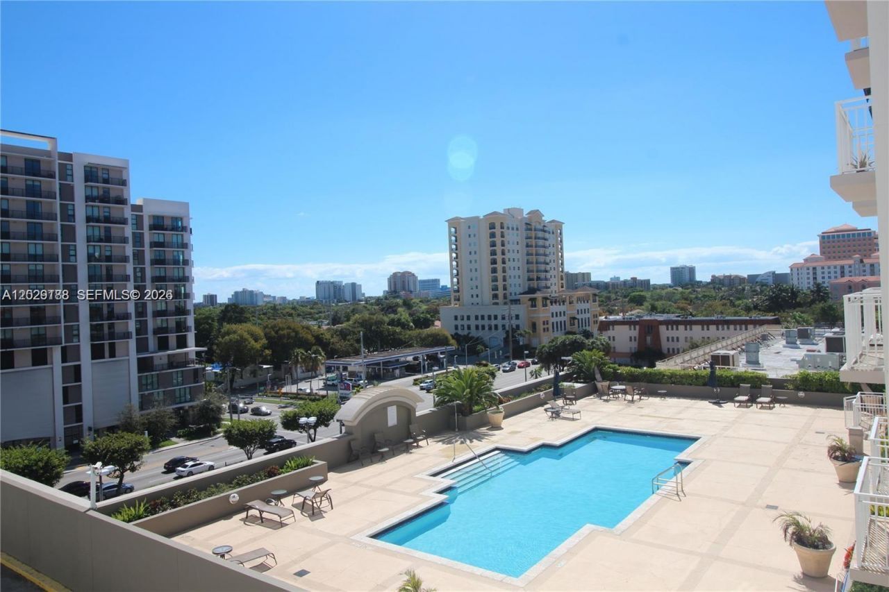 50 Menores Ave, Unit 606, Coral Gables, FL 33134 Photo