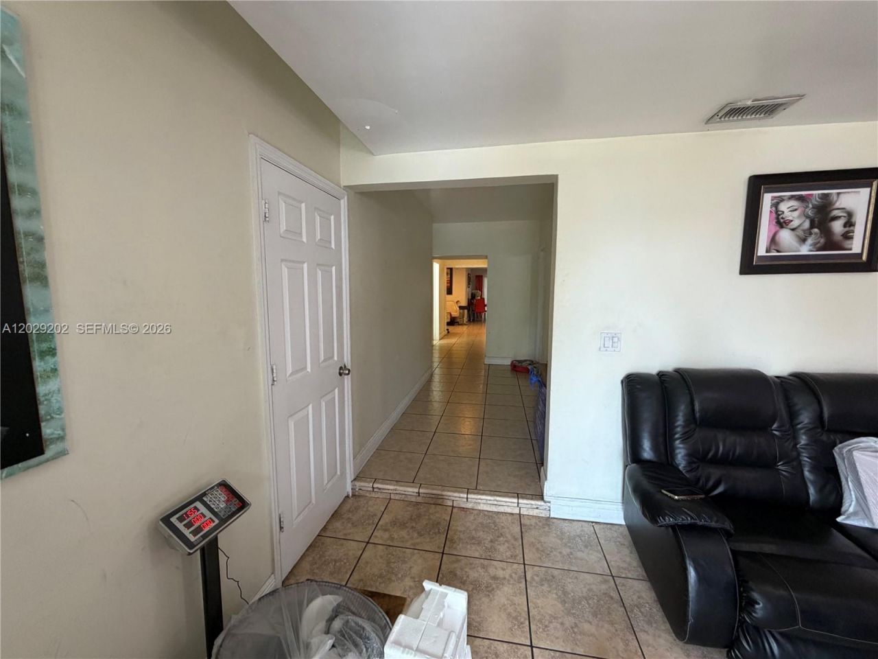 3245 NW 34th St, Miami, FL 33142 Photo