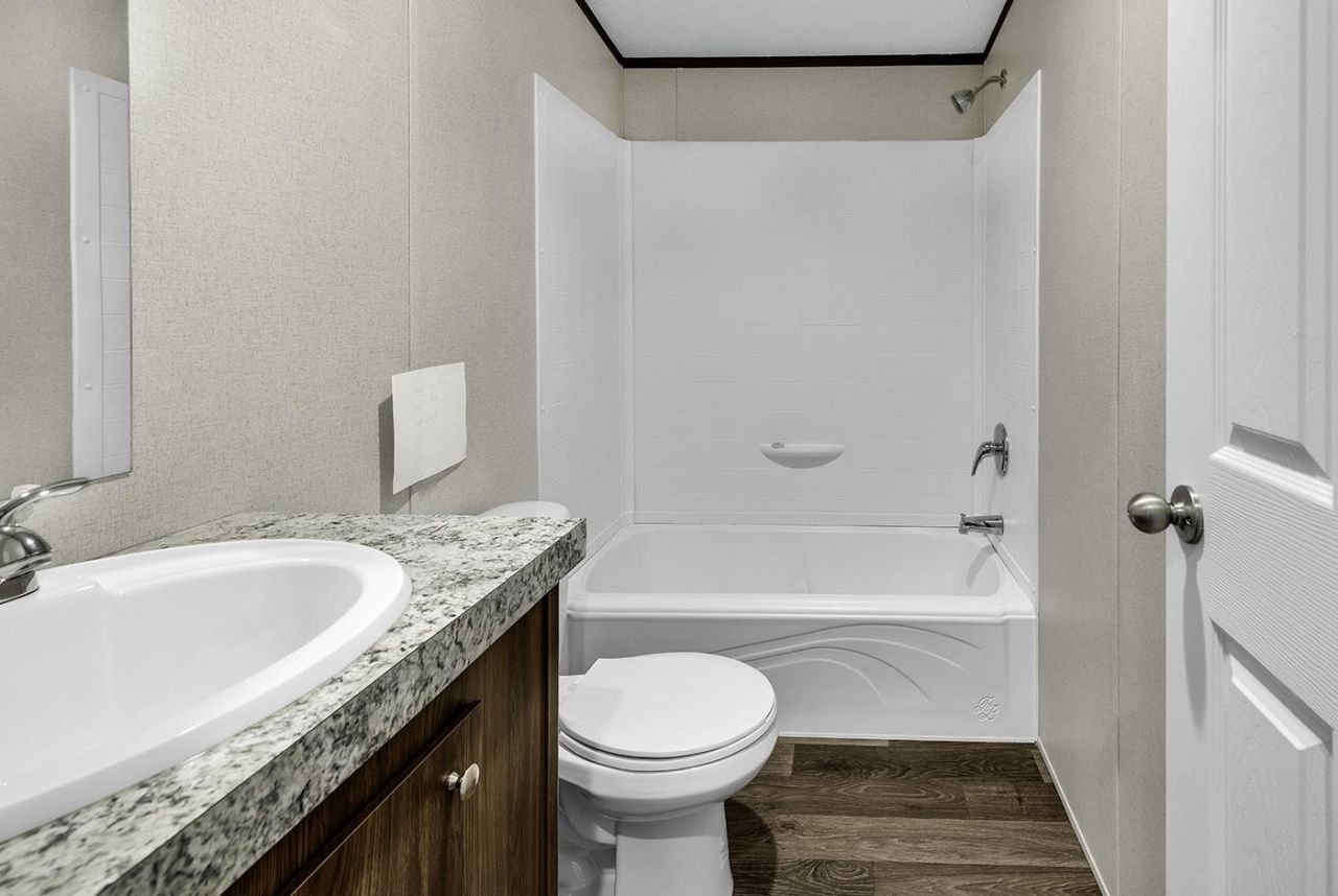 2707b Prince St.  Photo 9
